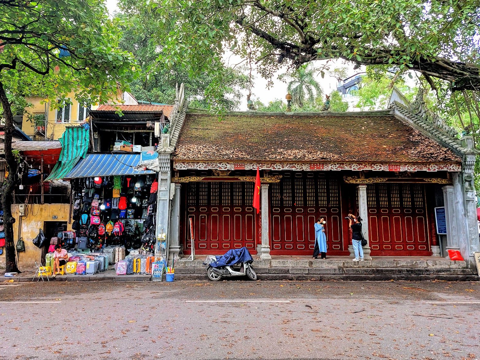 shop close to a pagoda